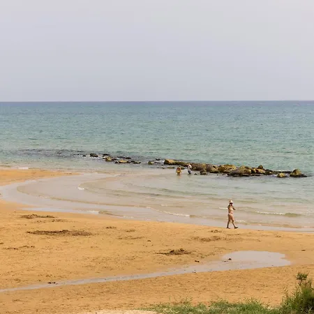 Il Giardino Dei Carrubi Holiday home Donnalucata (Sicily)