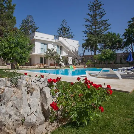 Holiday home Il Giardino Dei Carrubi Donnalucata (Sicily)