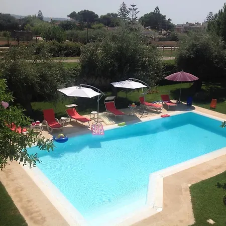 Dom wakacyjny Il Giardino Dei Carrubi