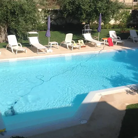 Il Giardino Dei Carrubi